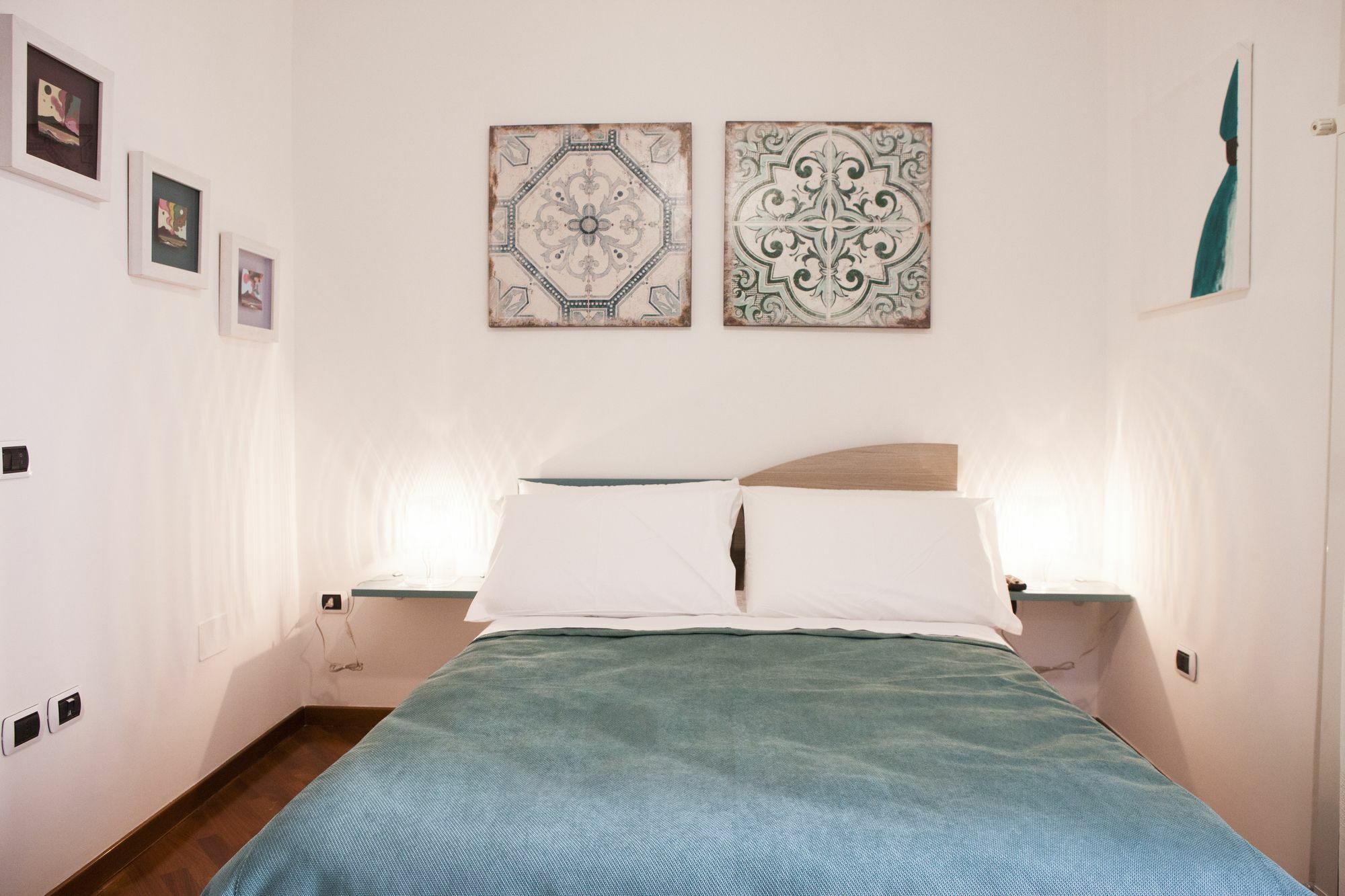 Isa Guest Rooms Napoli Ngoại thất bức ảnh